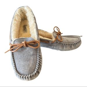 UGG MOCCASIN SLIPPERS GRAY GREY 7